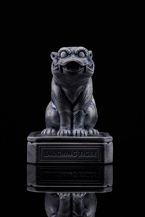 Lonerslugs X Laughing Tiger Incense Chamber - Poplab